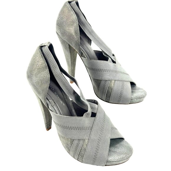 VTG Mob Wife Strappy Peep Toe Shiny 5" Heels Size 7 Gray Stretchy Pin Up Boudoir - Picture 2 of 7